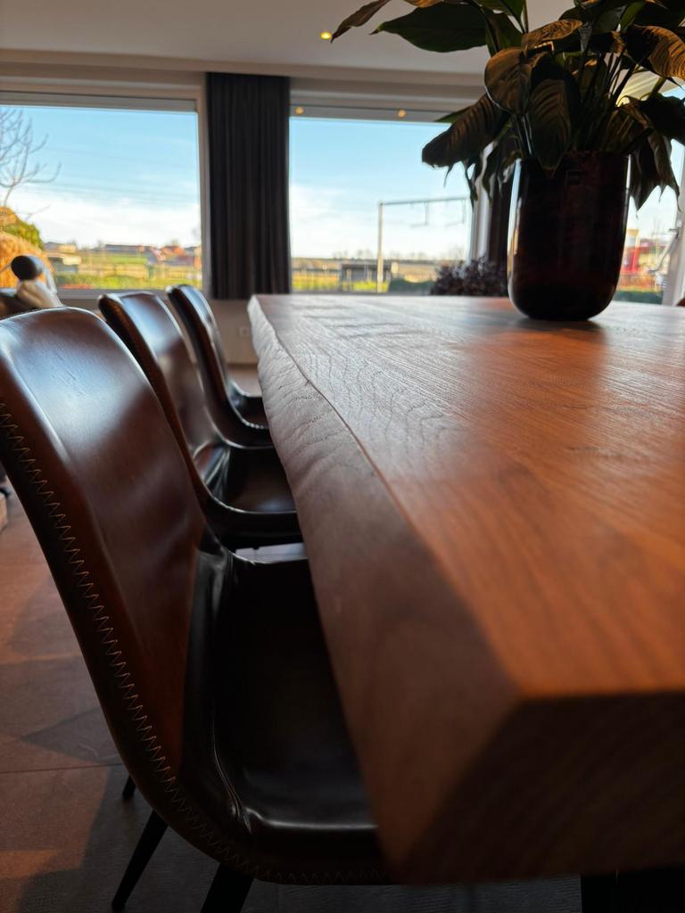 Handgemaakte massieve eiken boomstam tafel, Ophalen, Nieuw, 6 tot 8 stoelen