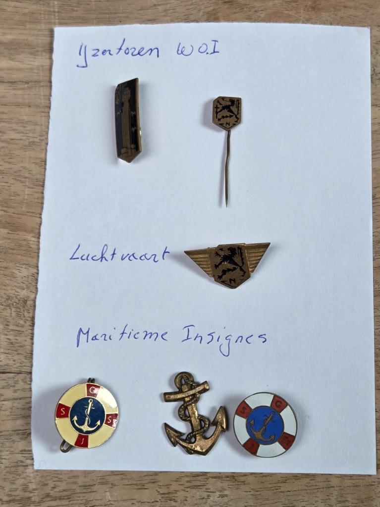 Militaria pins - IJzertoren - maritiem, Ophalen