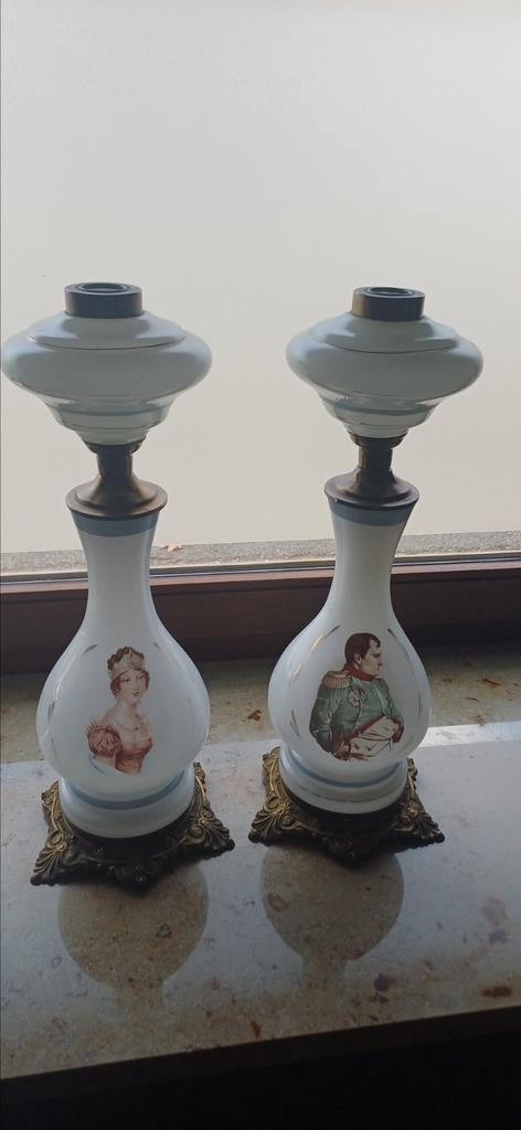 Olielampen opaline glas Napoleon en Josephine set van 2, Antiek en Kunst, Ophalen