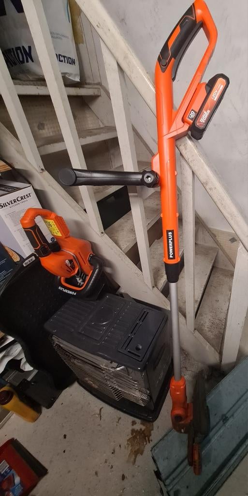 Powerplus kantenmaaier, heggenschaar, Ophalen, Gebruikt, Accu-grasmaaier, Power Plus