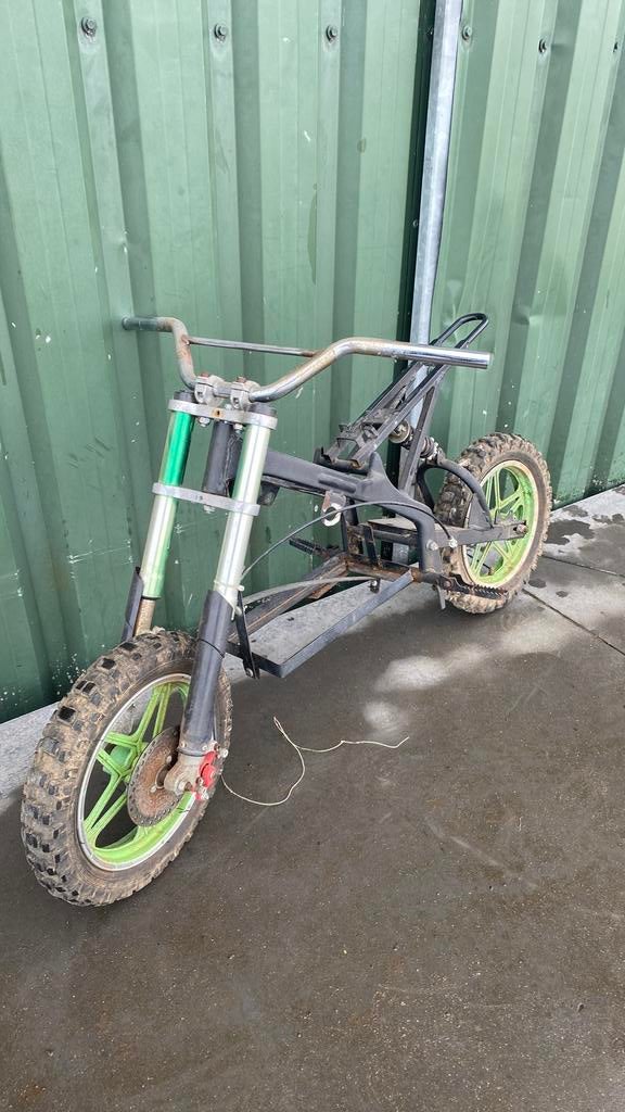 Pitbike frame tekoop, Fietsen en Brommers, Minibikes, Midibikes en Pitbikes, Ophalen of Verzenden, Zo goed als nieuw, Pitbike
