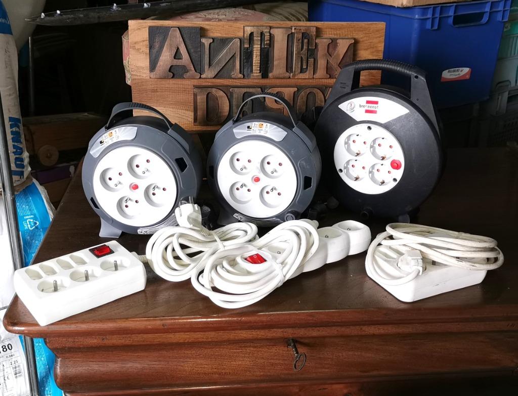 lot 3 stekkerdozen lange kabel 3m + 3 rol verlengkabels 5m, Ophalen of Verzenden, Zo goed als nieuw