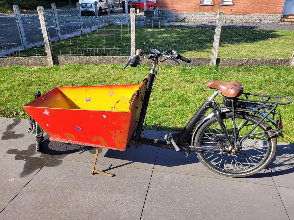 Bakfiets, Fietsen en Brommers, Fietsen | Bakfietsen, Ophalen, Gebruikt, Overige merken, Elektrisch