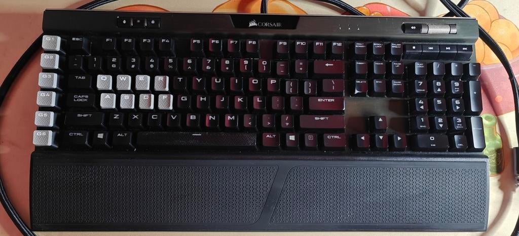 Corsair Gaming k95 TGB Platinum, Computers en Software, Ophalen of Verzenden