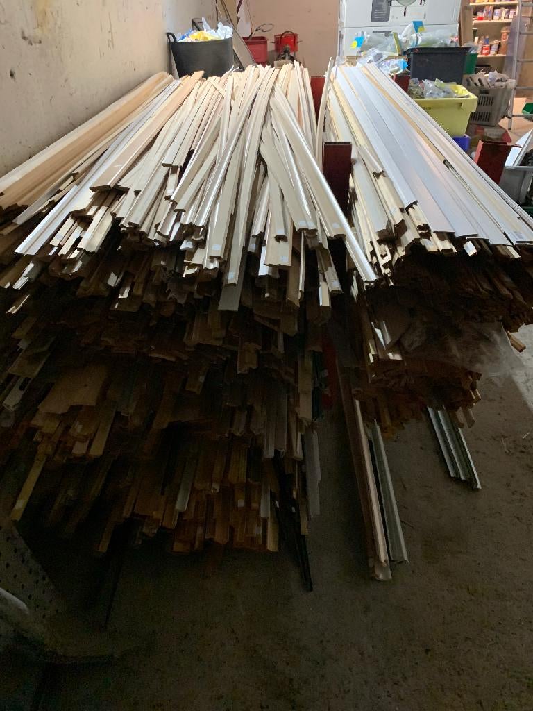 honderden sierlijsten te koop, Neuf, 200 à 250 cm, Autres essences de bois, Autres types