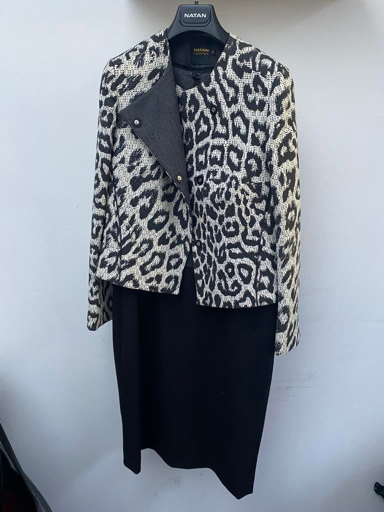 Koopje, Prachtig mantelpak NATAN, Kleding | Dames, Ophalen of Verzenden, Zo goed als nieuw, Maat 42/44 (L), Zwart