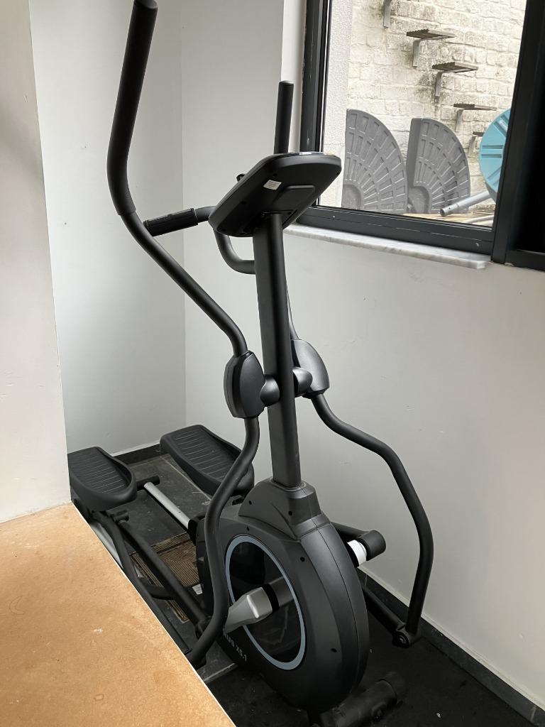 Crosstrainer Taurus X5.1, Sports & Fitness, Comme neuf, Enlèvement, Métal, Vélo elliptique
