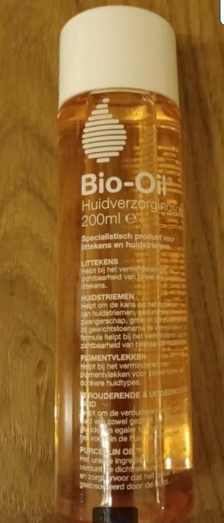 Grote fles Bio-oil, als nieuw, Handtassen en Accessoires, Uiterlijk | Lichaamsverzorging, Zo goed als nieuw, Bodylotion, Crème of Olie