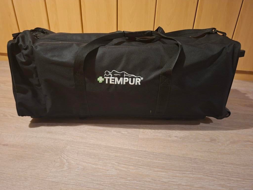 Reismatras Tempur + Tempurkussen in handige Trolley., Ophalen