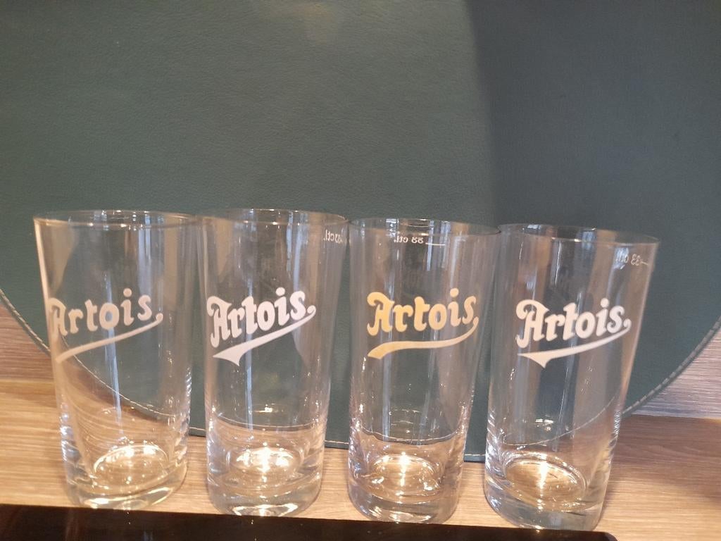 4 glazen artois(stella is er later bijgekomen), Verzamelen, Ophalen of Verzenden