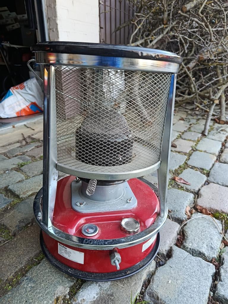 Petroleumkachel merk Profile, Huis en Inrichting, Kachels, Ophalen, Overige brandstoffen, Petroleumkachel, Zo goed als nieuw