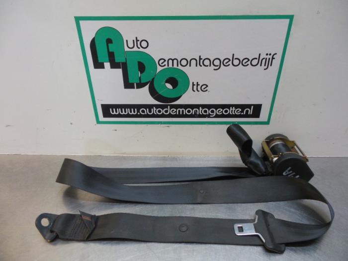 Ceinture de sécurité arrière centre d'un Citroen C4 (C4 0, Autos : Pièces & Accessoires, -, Utilisé, -, -