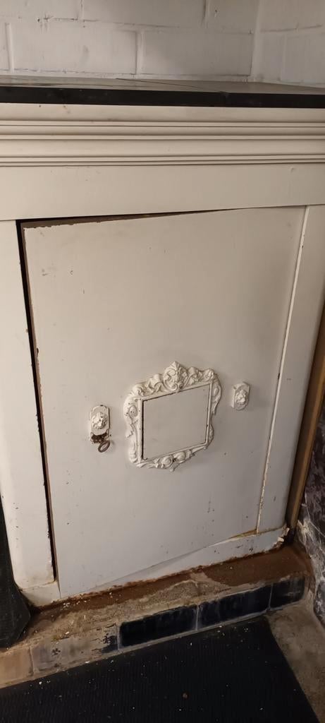 Antieke brandkast, Huis en Inrichting, Ophalen, Brandkast