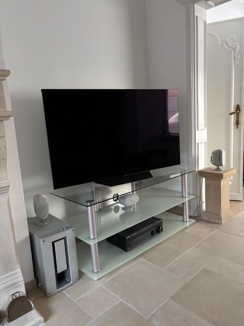 TV-meubel, Huis en Inrichting, Kasten |Televisiemeubels, Ophalen, 100 tot 150 cm, Zo goed als nieuw, Glas