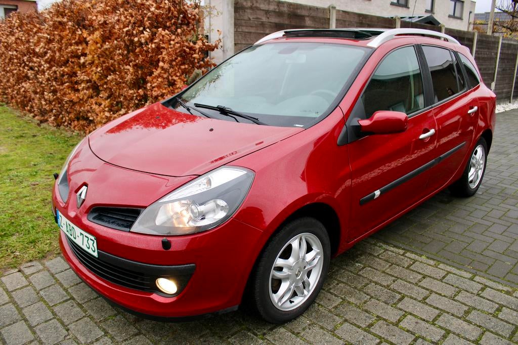 RENAULT CLIO 1.6 BENZINE | AUTOMATIC | GARANTIE, Auto's, Automaat, Parkeersensor, Break, Clio