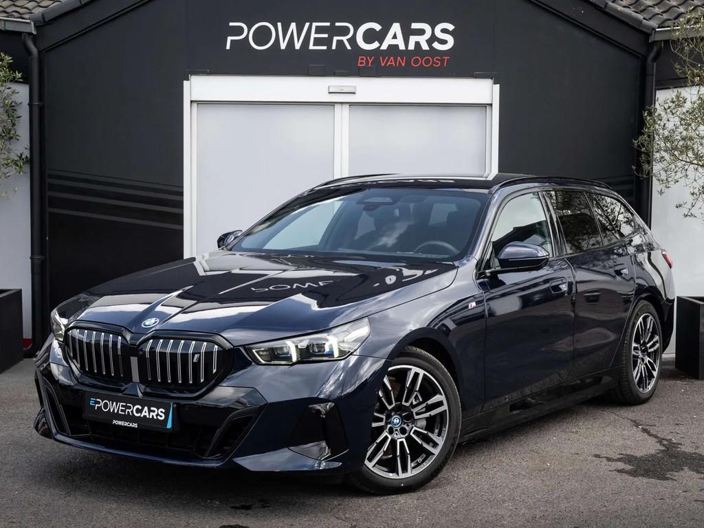 BMW i5 Touring 40 eDrive M Sport | ACC | HUD | Surround, Automaat, Gebruikt, Zwart, 340 pk