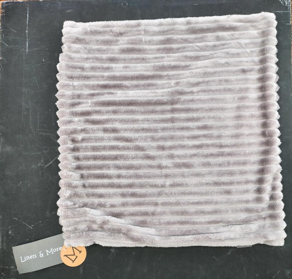 Linen & More. Kussenhoes “Montreal” Grijs. NIEUW. 8 stuks., Ophalen of Verzenden, Nieuw, Grijs, Vierkant