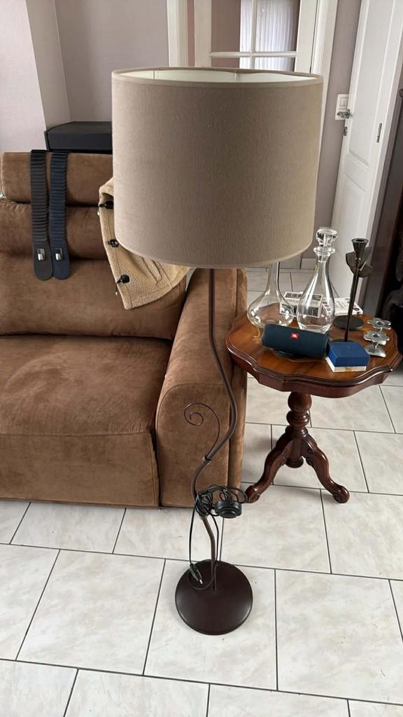 Lampadaire 134cm, Enlèvement, Comme neuf