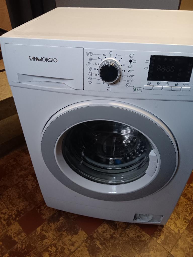 machine a laver 1400 tours, Electroménager, 1200 à 1600 tours, Classe énergétique A ou plus économe, Comme neuf, Enlèvement