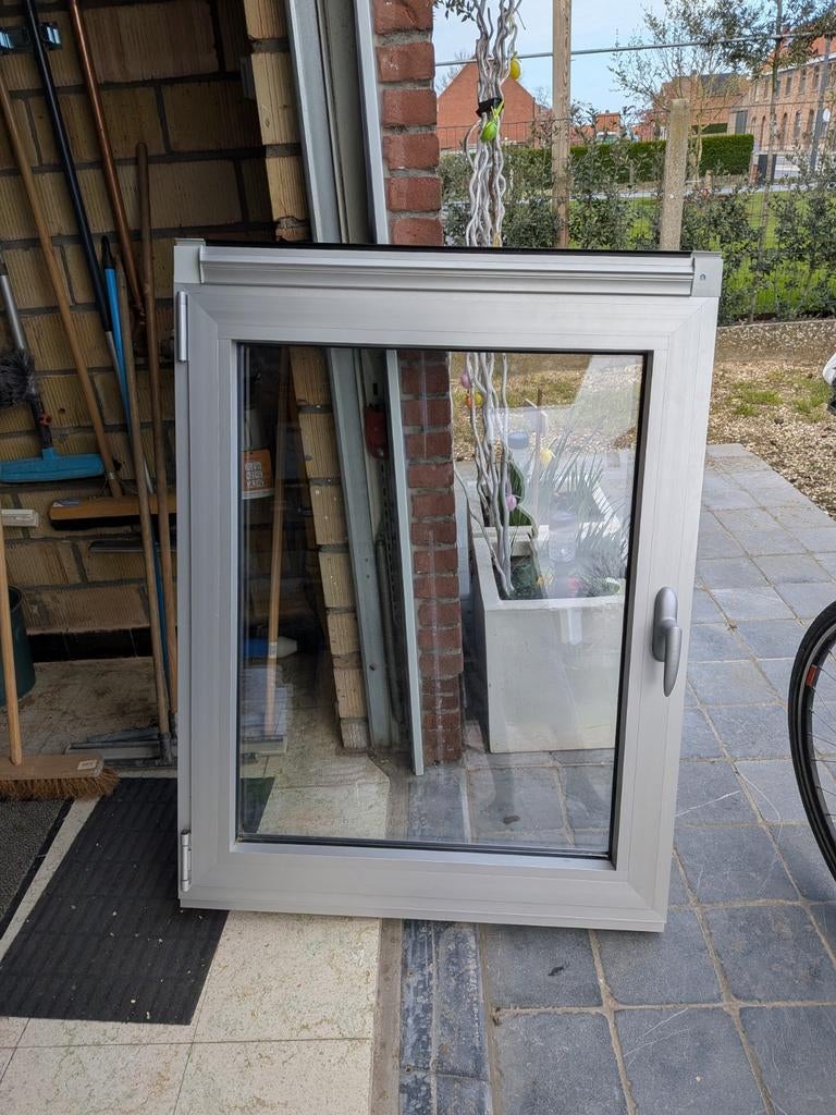 Aluminium grijs raam, Ophalen, Aluminium