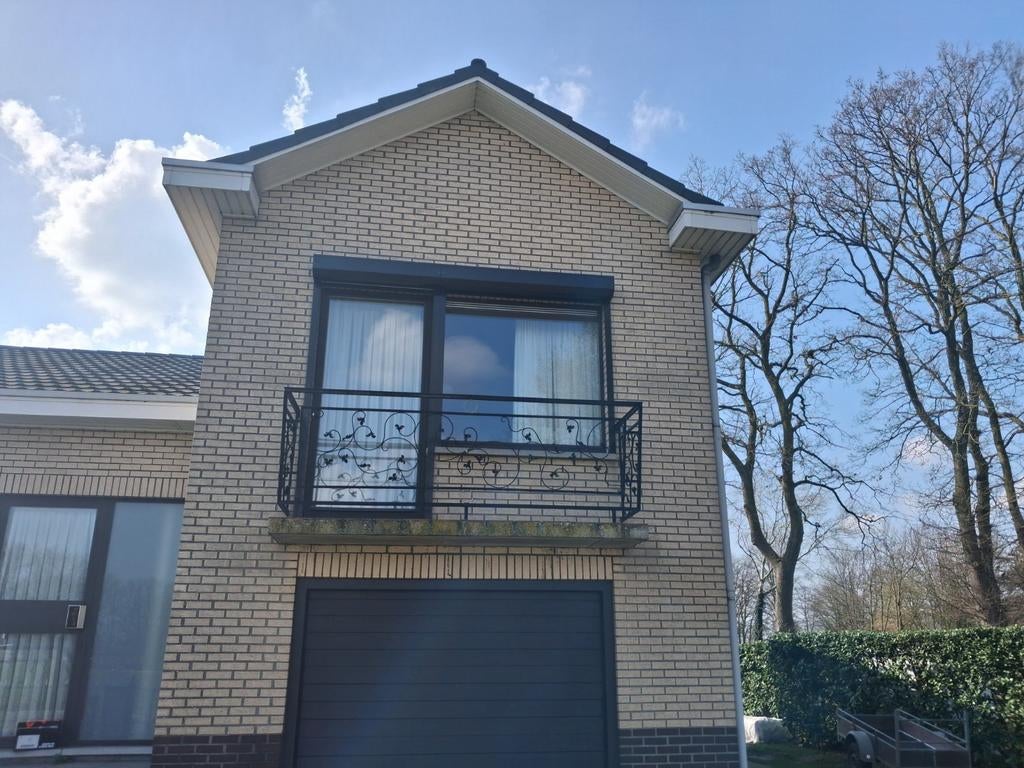 Smeedijzer balkon, Enlèvement