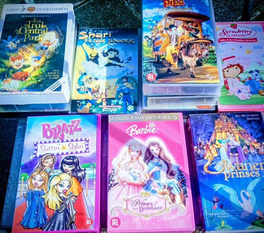 Kinderfilms VHS. Gratis op te halen Molenstede Diest, Ophalen