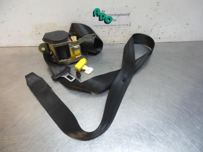 Veiligheidsgordel rechts-voor van een Volkswagen Polo (Polo, Gebruikt, -, Volkswagen, -