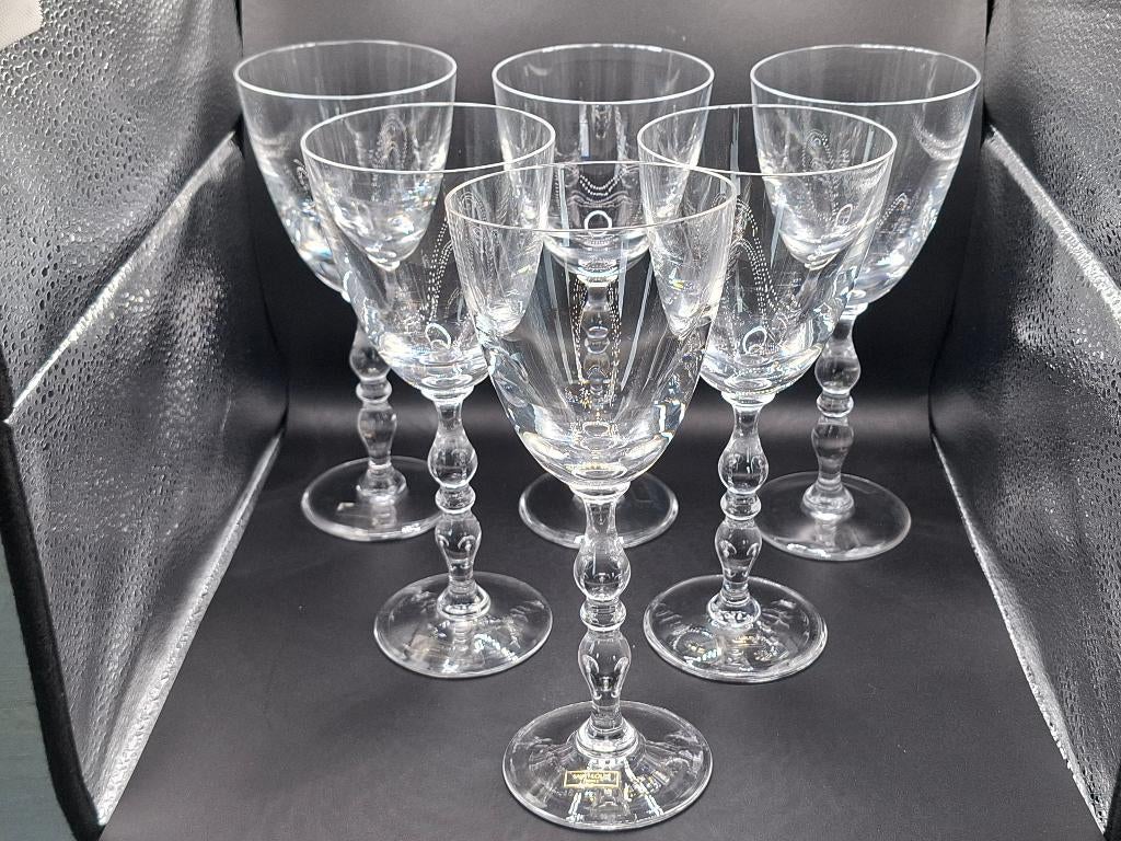 6 verres (H : 17,5cm) en cristal Saint Louis. Estampillés, Antiquités & Art, Enlèvement