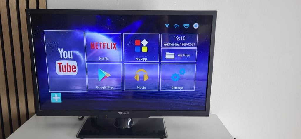 Tv 30inch met android box smart tv, Audio, Tv en Foto, Televisies, Ophalen of Verzenden, Smart TV