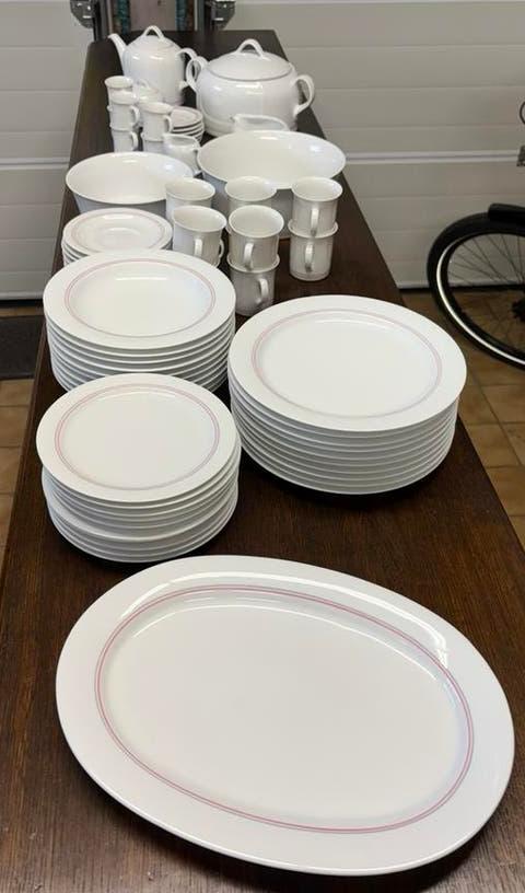 70 delig porseleinen servies Eschenbach - compleet, Huis en Inrichting, Keuken | Servies, Ophalen, Gebruikt, Porselein, Compleet servies