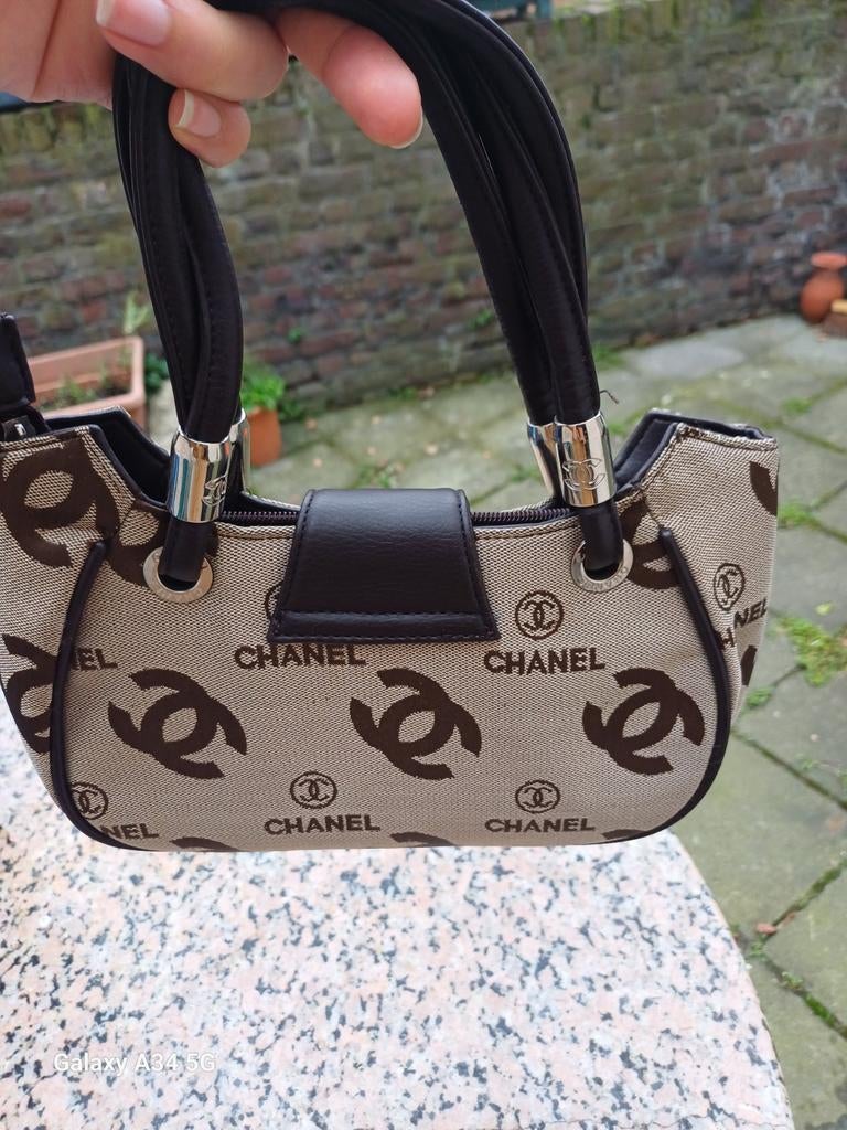 Sac à main Chanel, Enlèvement, Comme neuf