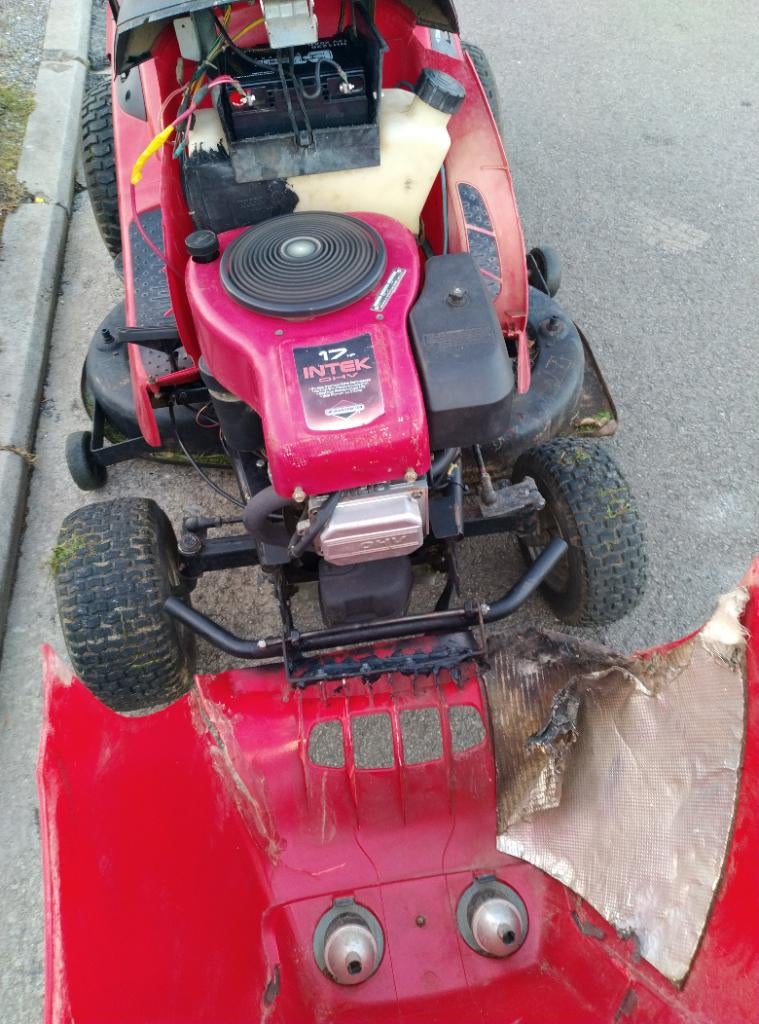 moteur tracteur tondeuse 0495/75/30/16, Jardin & Terrasse, Tondeuses autoportées, Enlèvement, Utilisé