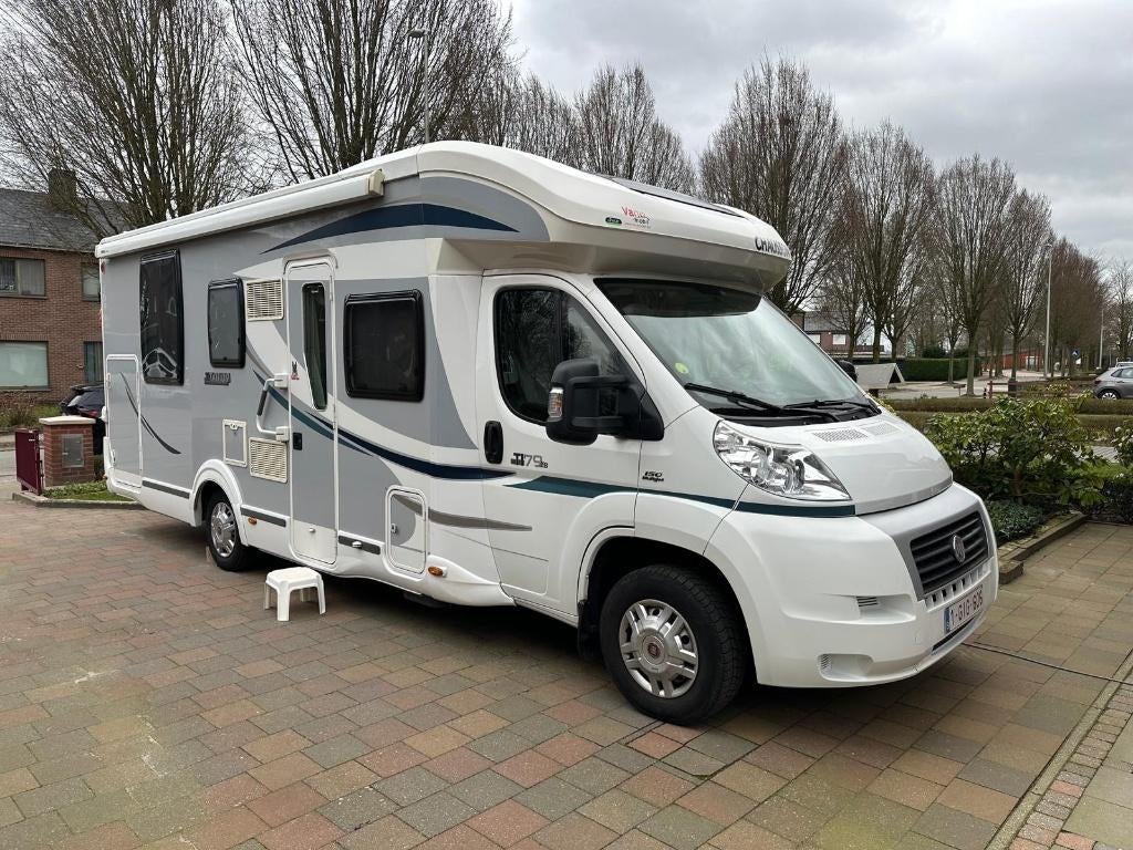 Chausson Titanium 79EB, Caravans en Kamperen, Mobilhomes, Particulier, tot en met 4, Half-integraal, Chausson, Fiat, Diesel, Handgeschakeld