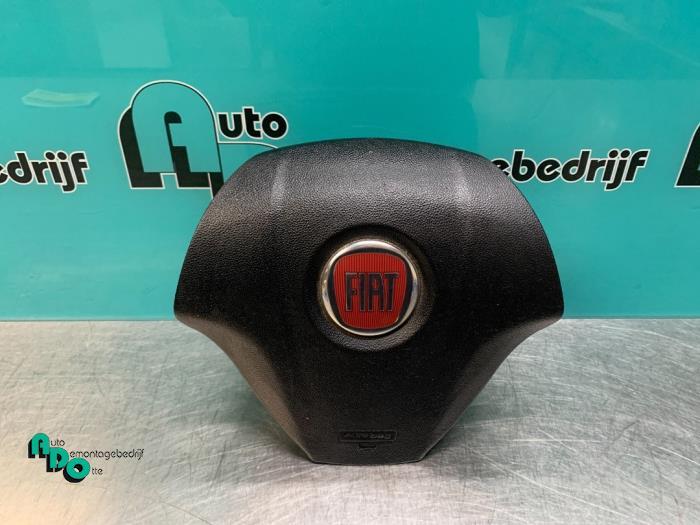 Airbag gauche (volant) d'un Fiat Doblo (Doblo 10-), -, 3 mois de garantie, Utilisé, Fiat
