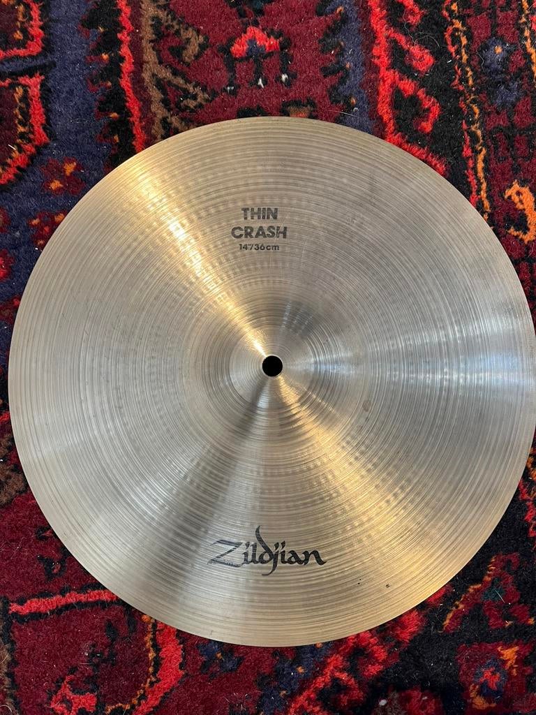 Old avedis zildjian thin crash 14 inch, Musique & Instruments, Batteries & Percussions, Enlèvement ou Envoi