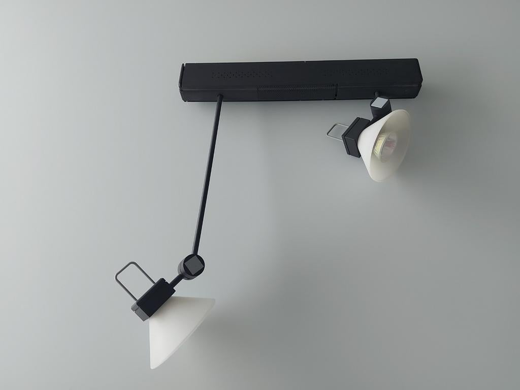 Moderne armatuur met 2 richtbare halogeen lampen, Huis en Inrichting, Halogeen, Metaal of Aluminium, Ophalen of Verzenden, Zo goed als nieuw