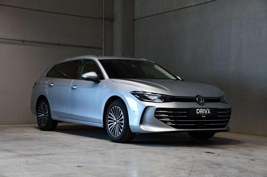 Volkswagen Passat Variant Massage - Elegance - Trekhaak - Ca, Auto's, Volkswagen, 4 cilinders, USB, Bedrijf, 5 deurs