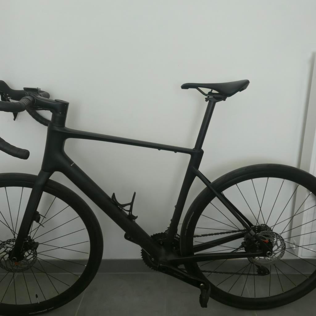 Cube attain race c 62 maat 56 2025, Fietsen en Brommers, Fietsen | Racefietsen, Ophalen