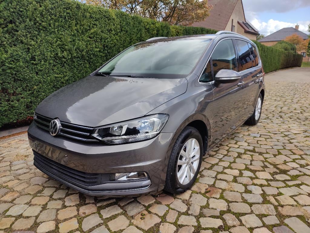 Volkswagen Touran 1.4 TSI DSG Highline, Autos, Volkswagen, Argent ou Gris, Achat, Entreprise, Carnet d'entretien