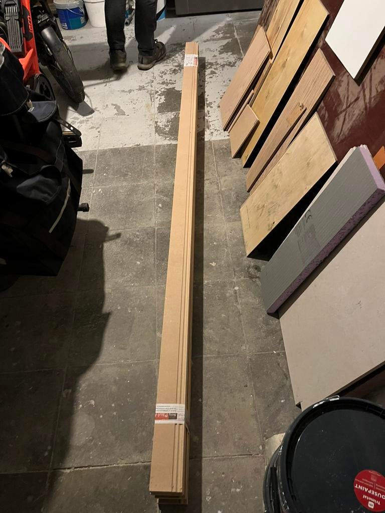 Plinthes neuves Bois Paul André, Neuf, 300 cm ou plus, Autres essences de bois, Enlèvement