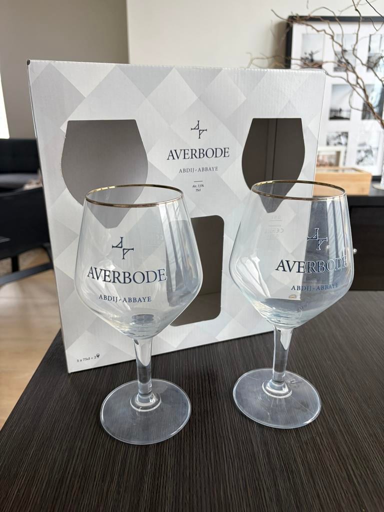 Bierglazen Averbode, Ophalen, Nieuw, Bierglas