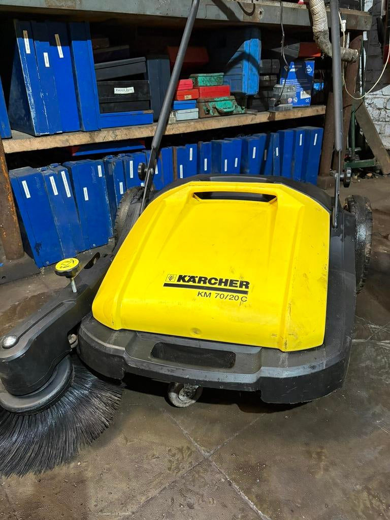 Kärcher professional KM70/20C bladveger, Tuin en Terras, Ophalen, Zo goed als nieuw