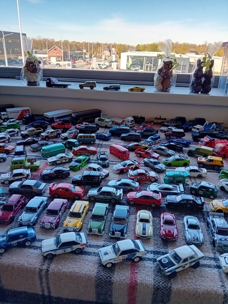 VÉHICULES EX VITRINE  DE 6€ À  9€ / PIÈCE, Hobby & Loisirs créatifs, Modélisme | Voitures & Véhicules, Enlèvement ou Envoi, Comme neuf