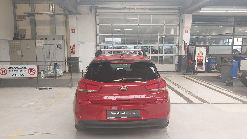 Hyundai i30 5D 1.0 T-GDi 88kW Launch Edition, Autos, Rouge, Achat, Euro 6, Entreprise