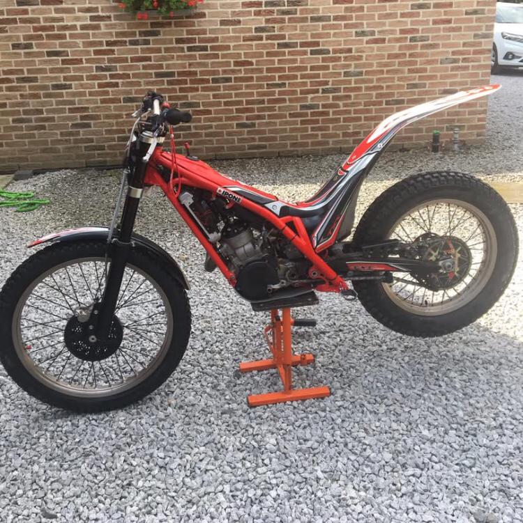 Trial gasgas txt 250 2011, Vélos & Vélomoteurs, Comme neuf