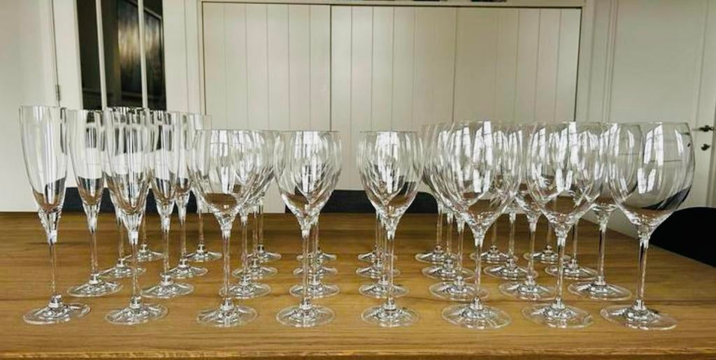 Set champagne, rode en witte wijnglazen, Ophalen, Zo goed als nieuw