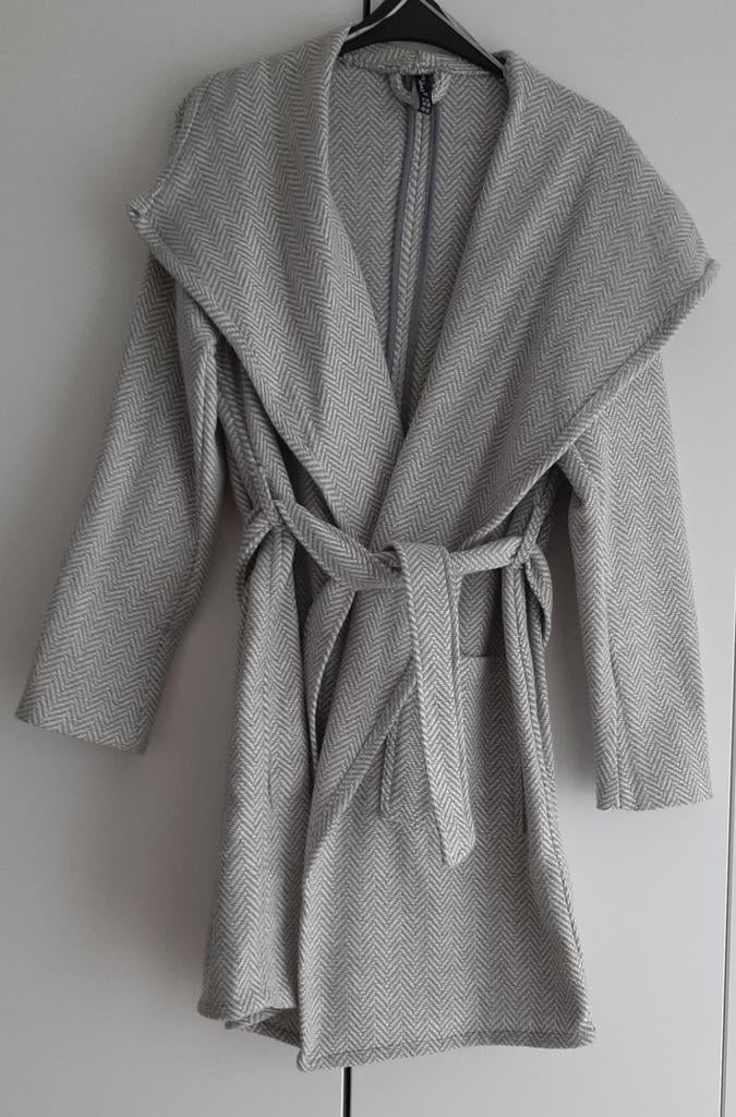 Jas NIEUWSTAAT ‼️, Kleding | Dames, Ophalen of Verzenden, Zo goed als nieuw