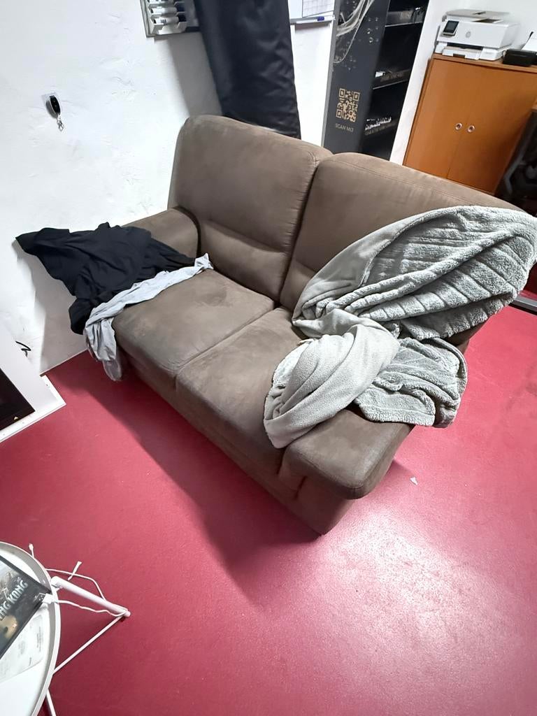 Places gratuites ! ! !, Enlèvement, Comme neuf