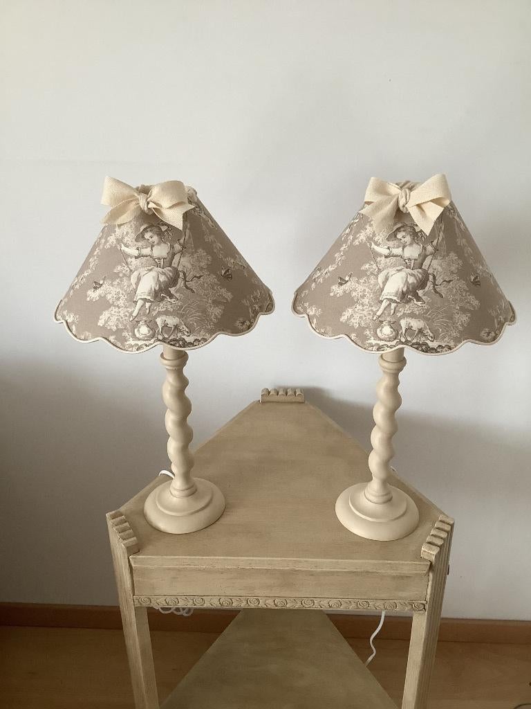 Paar gepatineerde lampen met Jouy canvas lampenkap NIEUW, Ophalen of Verzenden, Nieuw