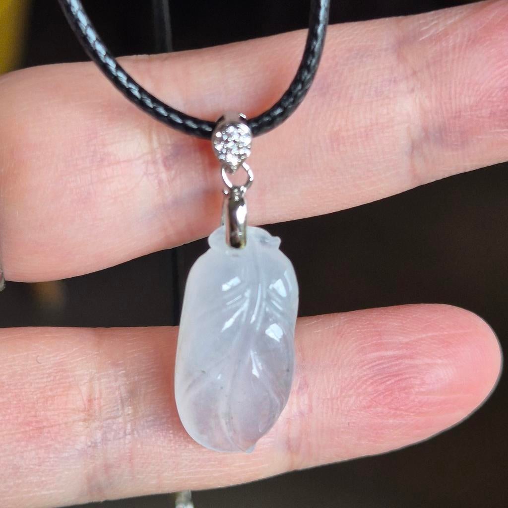 Hanger van natuurlijk type A jadeiet (S925) met ketting., Handtassen en Accessoires, Kettinghangers, Zo goed als nieuw, Zilver